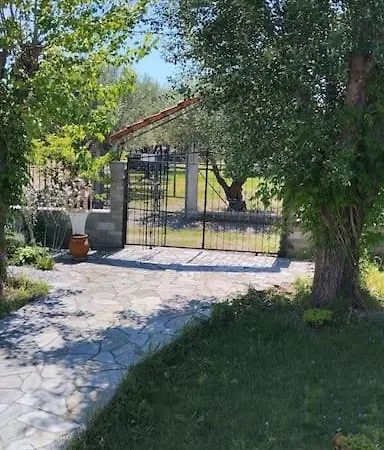 κοντά στη θάλασσα فندق *