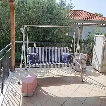 κοντά στη θάλασσα ホテル Nea Kallikrateia